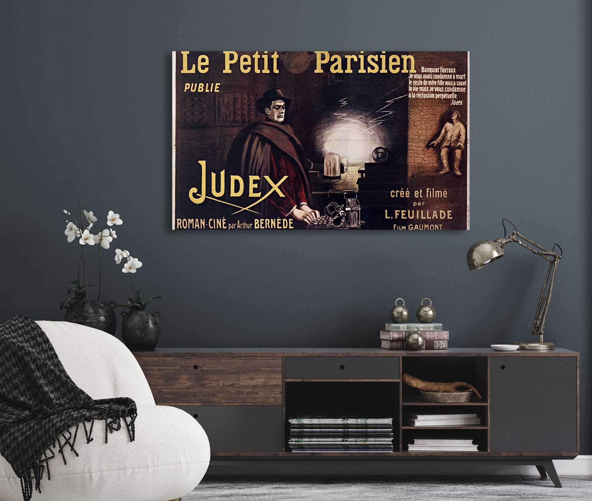 Cutler West Le Petit Parisien Publie Judex Roman Cine Par Arthur Bernede by Leonetto Cappiello